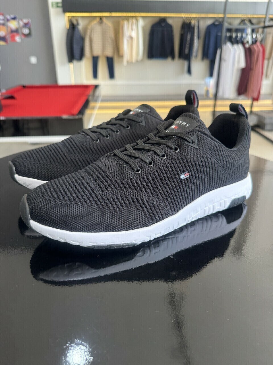 Tênis Tommy Hilfiger Logo Emborrachado na Lateral Masculino